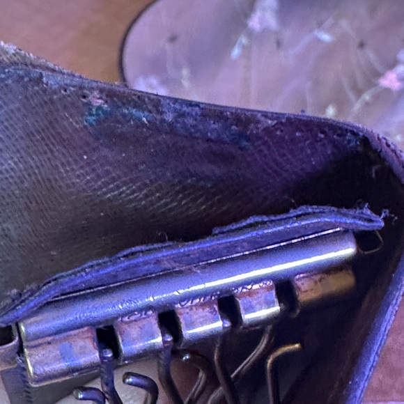 Louis Vuitton Damier Ebene 4 Key Cles / Wallet - Picture 11 of 11